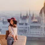 Lägenhet Grand & Artful Gem By Opera & With Views Budapest