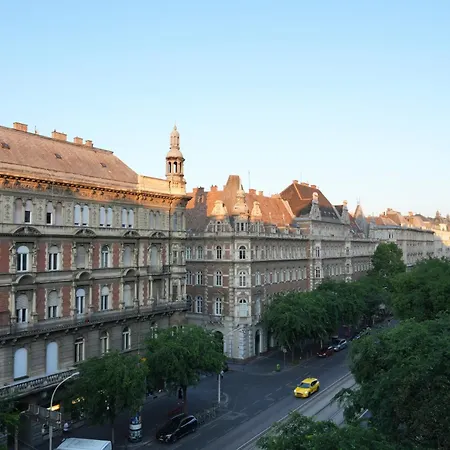 Apartament Grand & Artful Gem By Opera & With Views