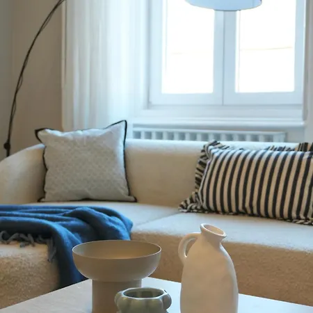 Apartament Grand & Artful Gem By Opera & With Views *