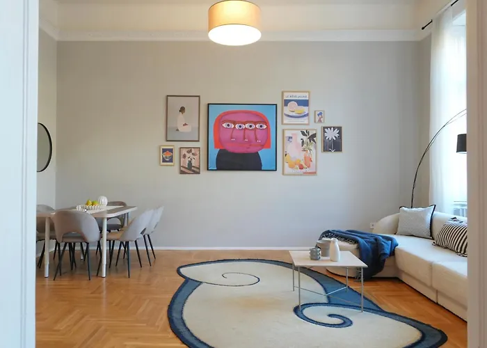 Grand & Artful Gem By Opera & With Views Apartament Budapeszt